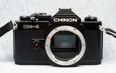 LUSTRZANKA CHINON CM-4
