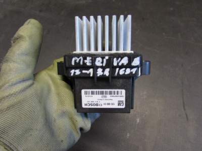 Резистор вентилятор 13598091 opel meriva b 13-17r фото №1