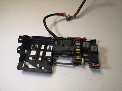 A8 d3 коробка запобіжників 4e0971845 фото №1