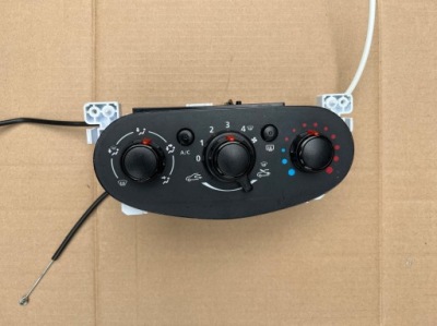 Dacia sandero ii панель управление обдув 5q374170 фото №1