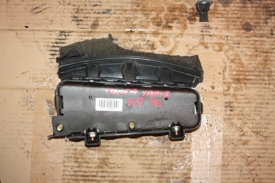 Подушка подушка безпеки правий перед toyota yaris i 3d фото №1