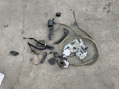 ZAMEK KLAMKA LINKA DRZWI PRZESUWNYCH RENAULT MASTER IV 4 3 10-24