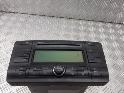 Радио заводской cd skoda octavia ii 1.9 tdi 1z0035161c фото №1