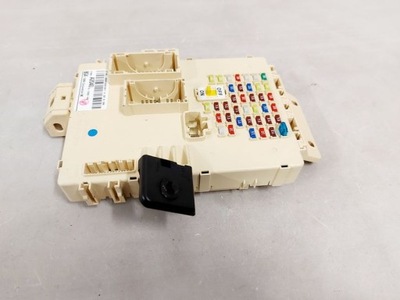 Kia ceed ii коробка предохранителей 91950-a2040 фото №1