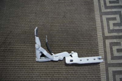 Bmw оригинальный номер 8240334 петля капот фото №1