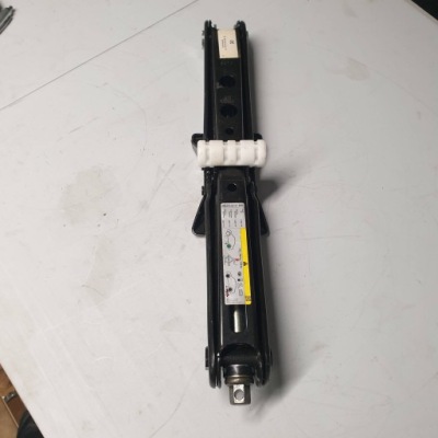 Audi q7 4m домкрат підйомник 4m0011031d фото №1