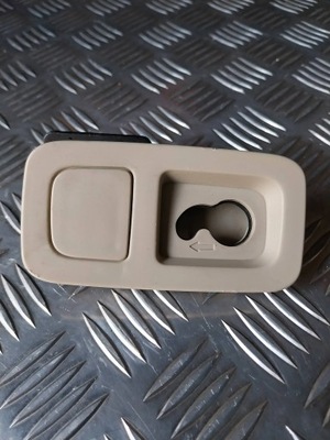 Volvo xc60 2010 30715567 елементи кріпильні фото №1