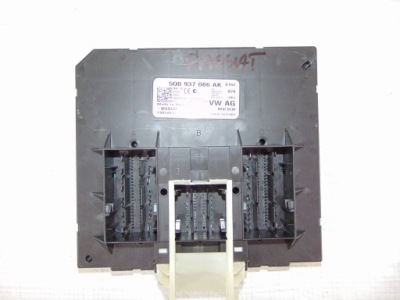 Volkswagen оригинальный номер 5q0937086ak фото №1