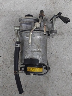 Avensis t27 2.0d помпа топлива корпус датчик фото №1