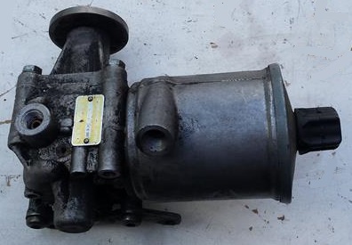 Насос усилителя mercedes 124 w124 1244602380 фото №1