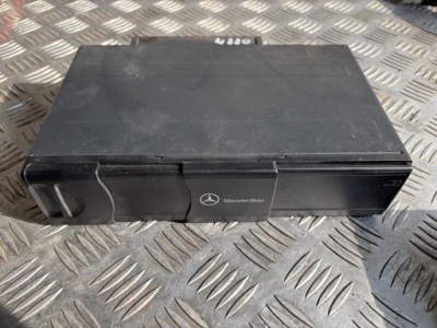 Mercedes s w220 w215 чейнджер дисков cd a2208274642 фото №1