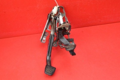 Педаль педалі зчеплення гальмо toyota yaris 3 iii 10-14 фото №1