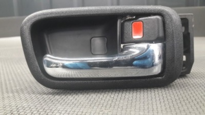 Ручка правий задня lexus is300 фото №1