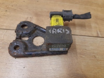 Датчик ударний боковий toyota yaris i фото №1