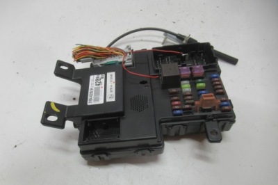 Kia carnival 07r коробка запобіжників 919544d280 фото №1