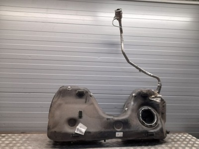 Alfa romeo stelvio 2018 з задній бак пального фото №1