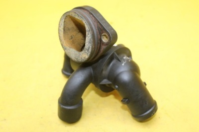 Корпус термостата 03l121111ae golf vi 1.6 tdi фото №1