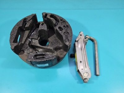 Домкрат підйомник автомобільний трапецієподібний audi a3 8l фото №1