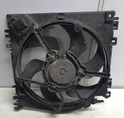Вентилятор радіатора renault clio 3 1.2 16v фото №1