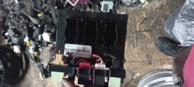 Модуль 1k0937087j skoda octavia 2 ii fl фото №1