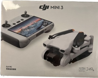 Dron DJI Mini 3 DJI RC 249g 4K 38 min GPS 2453 Wh