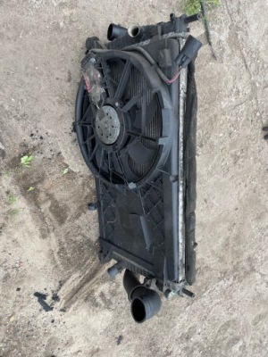 Ford focus mk2 04-08 вентилятор радіатор комплект фото №1