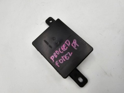 Kia proceed 3 правый  передний модуль блок управления сиденье фото №1