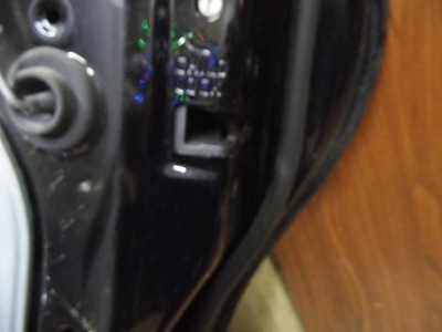 Volvo v50 2.0d 05' замок правый задняя фото №1