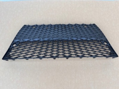 Lexus is iii f-sport решітка бампера середня org фото №1