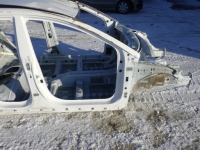 Hyunday bayon 2022 чверть перед правий лонжерон фото №1