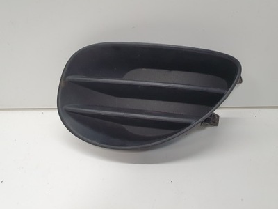 Toyota yaris ii бампер протитуманна фара заглушка ліва фото №1