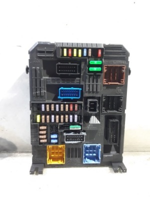 Модуль блок управления bsi 9830708180 peugeot 208 ii фото №1