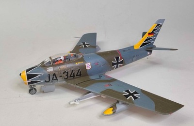 F-84 Thunderjet 1/48 sklejony