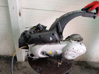 PIAGGIO LIBERTY 50 2T SILNIK