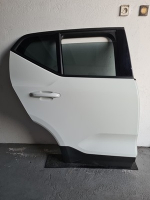 VOLVO XC40 2020 DE PUERTA PARTE TRASERA PARTE TRASERA DERECHA COLOR BLANCO COMPUESTO 614  