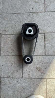 Кронштейн подушка кронштейн dacia spring фото №1