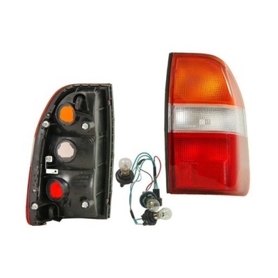 Лампа задняя правая mitsubishi l200 01-05 фото №1