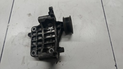 Кронштейн кронштейн генератора audi a4 b8 a5 8t q5 2.7 3.0 tdi v6 059145762m фото №1