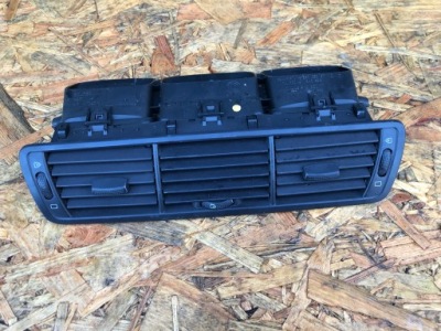 Решётка средняя обдув citroen c8 2002-2008 фото №1