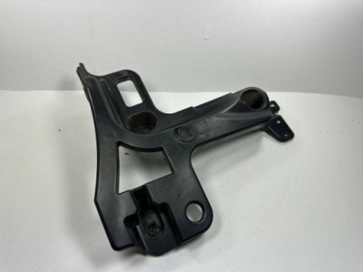 Talisman sedan направляющая бампера правый задняя 850423150r фото №1