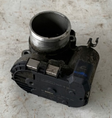 # дроссельная заслонка ford fiesta mk7 1.25 8a6g-9f991-ab фото №1