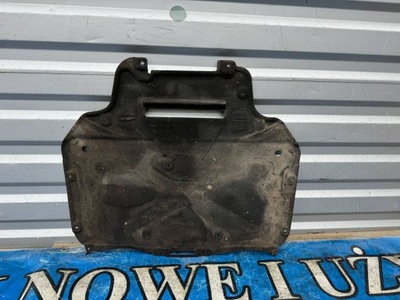 Audi q7 4m захист pod двигун 4m0825235 фото №1