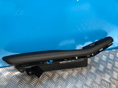 Mercedes w212 лівий задня задній підлокітник двері фото №1