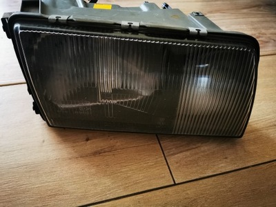 Mercedes w126 Lampa Przednia Prawa