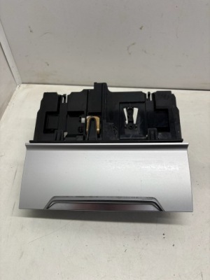 Vw passat b8 бардачок 5g0980611 фото №1