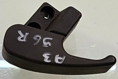 Audi a3 8l 96-03 r ручка открывания капот перед фото №1