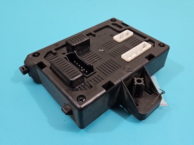 Блок управления модуль bsm renault clio iii 8200652284 фото №1