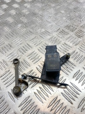 Датчик высоты подвеска mercedes-benz sl r230 a2303200099 28471215 фото №1