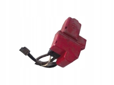 Клема плюсова toyota yaris ii 1.3 бензин 2006-11r фото №1