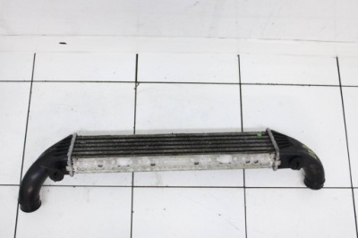 Интеркулер радиатор воздуха mercedes slk r170 a1705000400 фото №1